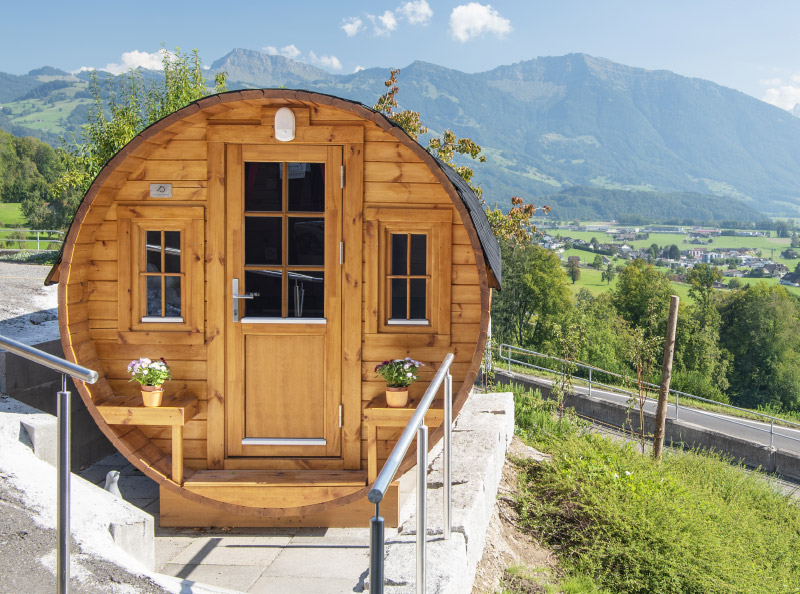 Übernachten im Fass