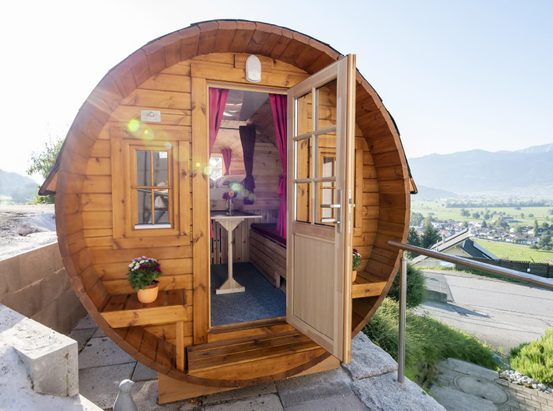 Übernachten im Fass